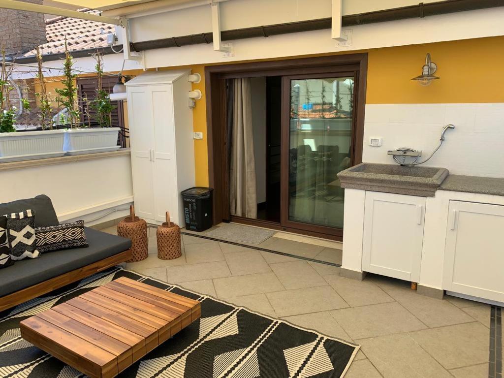 דירות פסקרה Wood Luxury House מראה חיצוני תמונה